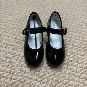 Capezio tap shoes size 9.5W
